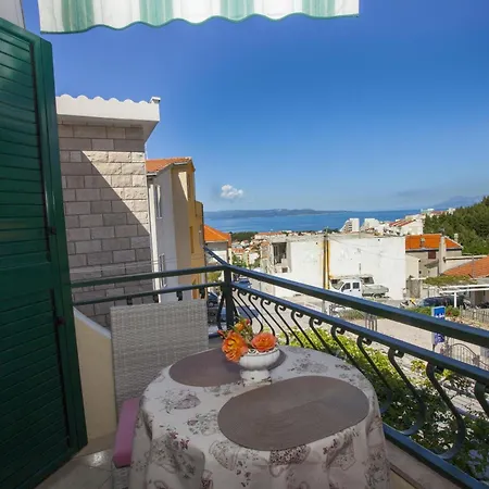 Komfortable Mit Balkon